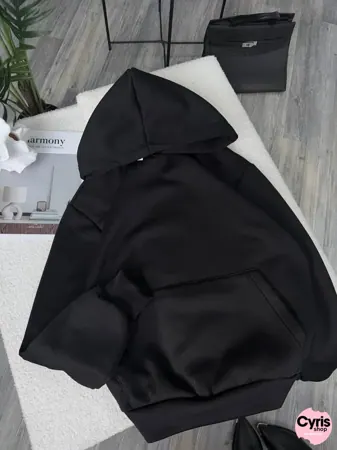 Black Hoodie – ‘Amor Amour’ Artistic Graffiti Print — view 4