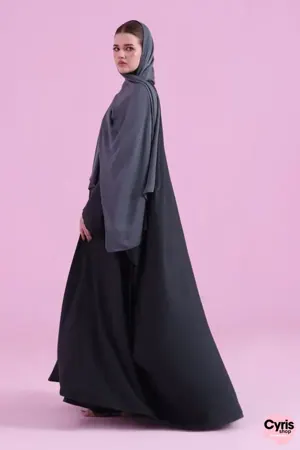 Flowy Farasha Cut Abaya - BLack — view 2