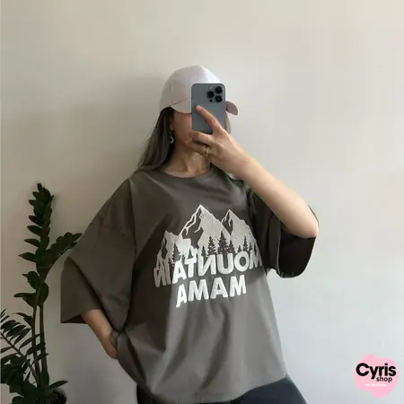 Gray Oversized Mountain Mama Graphic T-Shirt