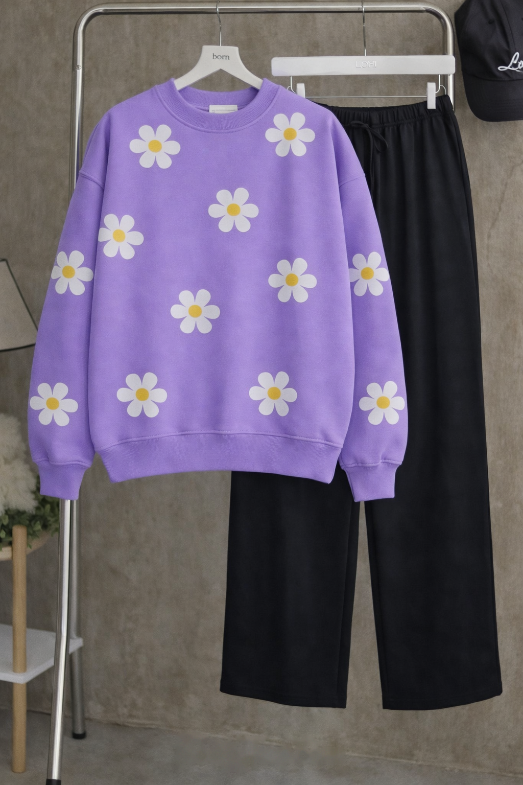 Lavender Purple Daisy Sweatshirt & Trouser Combo